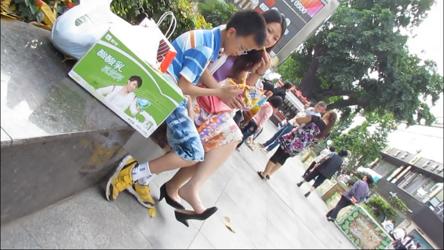 streetsnapdangl[00 02 40][20181107 211111 4]